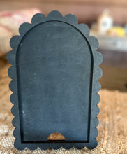 Handmade Boho Scallop Arch Interchangeable Frame – Birch Wood with Seasonal Inserts