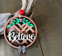 🎄 Merry Christmas & Believe Tobacco Basket Ornaments 🎄 .