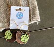 Handmade Hand-Painted Monstera Leaf Wood Earrings – Tropical & Chic! 🌿✨.