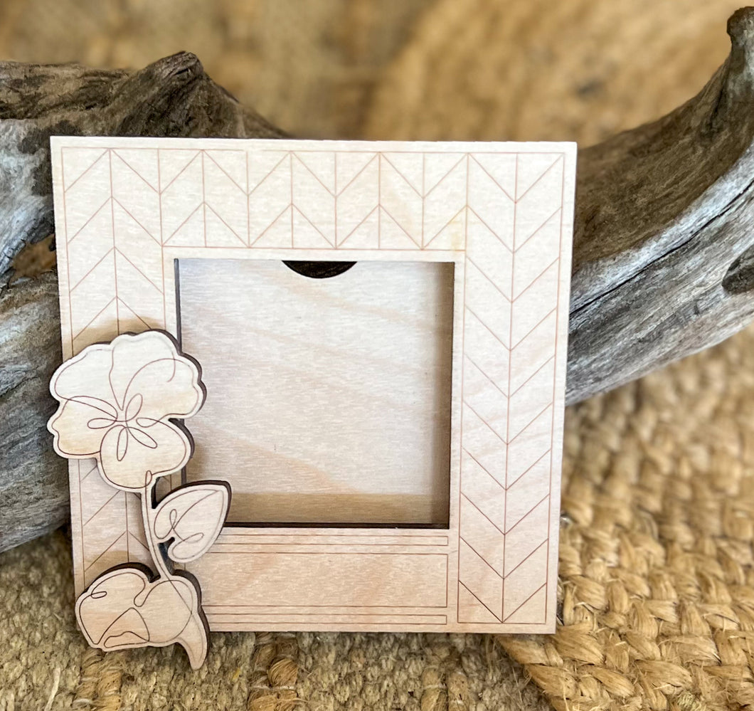 Birthday Flower Photo Frame | Custom Birth Month Flower Keepsake