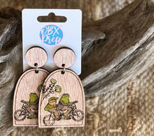 Hand-Painted Frog and Toad Birch Wood Earrings – A Nostalgic Storybook Treasure