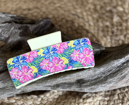 🌺 Tropical Floral Leather Hair Claw – Handmade in the Outer Banks.