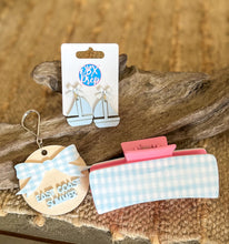 East Coast Summer Keychain | Preppy Acrylic & Wood Key Ring with Gingham Bow | Coastal Prep Bag Charm | Pink or Blue Summer Accessory