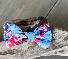 Patriotic Chinoiserie Floral Dog Bow Clip and Dog Collar Bowtie.