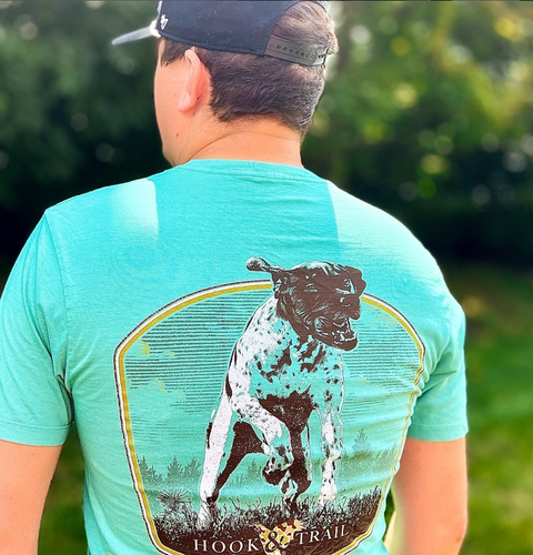 Hook & Trail Pointer Lunge Graphic Tee